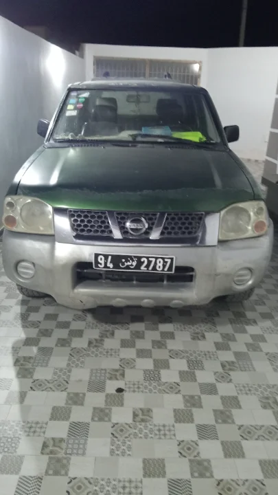 Nissan Navara 2004