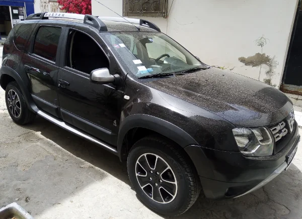 Dacia Duster SUV 4*4 Importée 1ère main en T.N modèle unique t.t neuf tel: 51 550366.