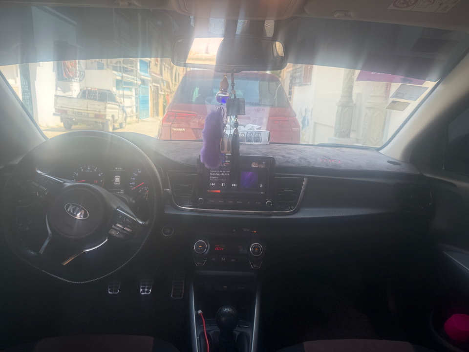 Kia RIO - Photo 10