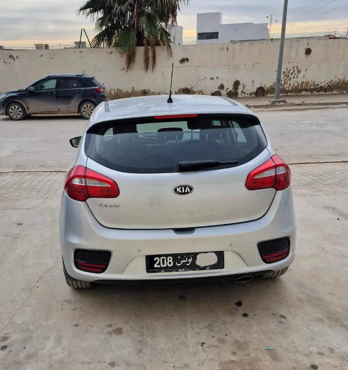 Kia CEED - Photo 7