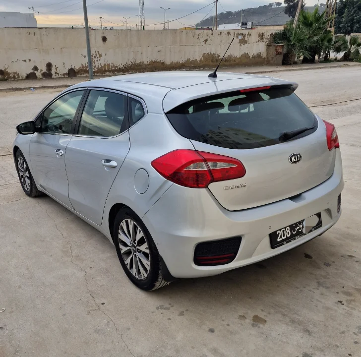 Kia CEED - Photo 6
