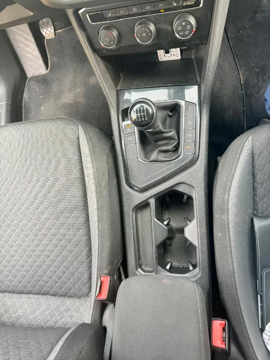 Volkswagen Tiguan - Photo 9
