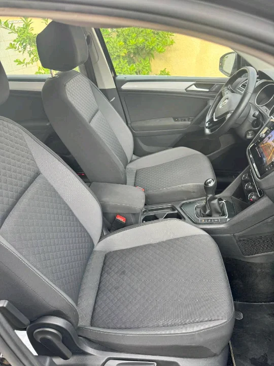 Volkswagen Tiguan - Photo 3