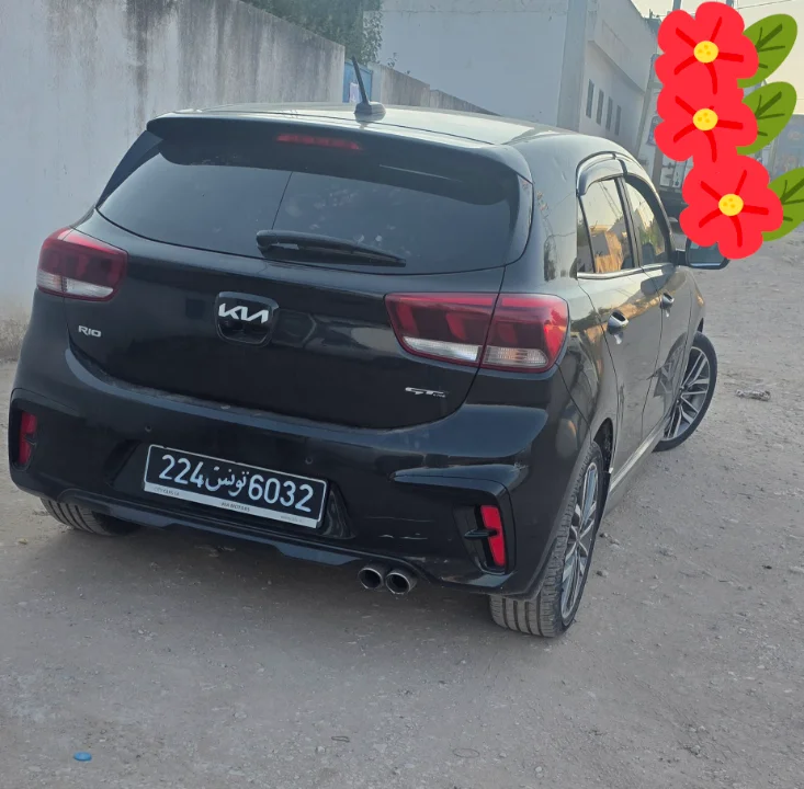 Kia RIO - Photo 2