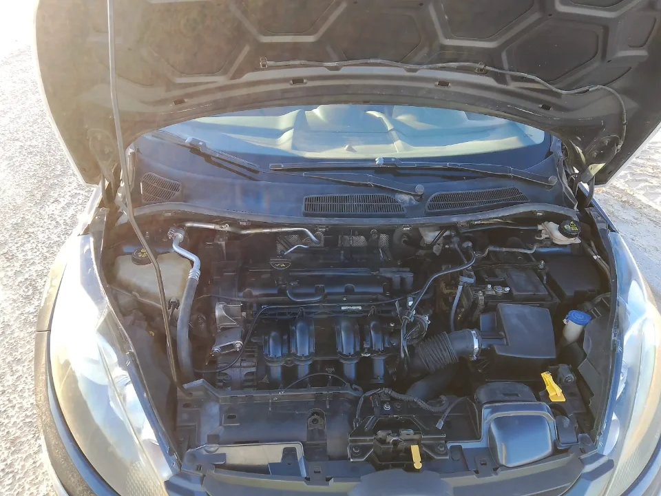 Ford FIESTA - Photo 6