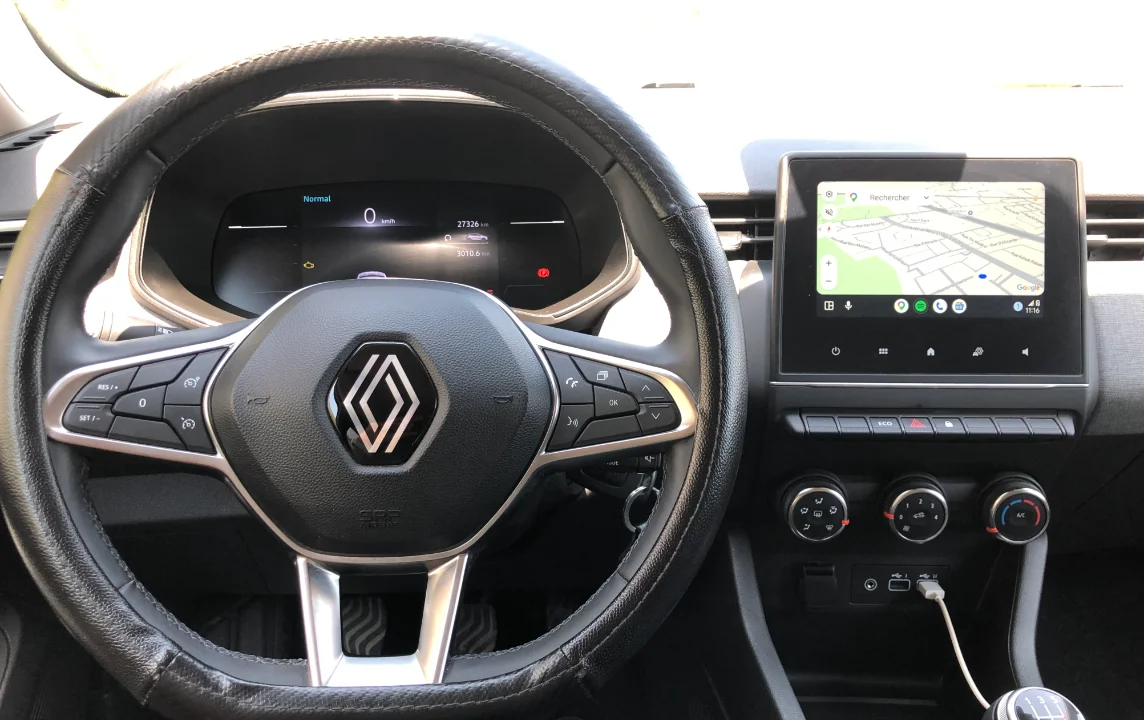 Renault Clio - Photo 4