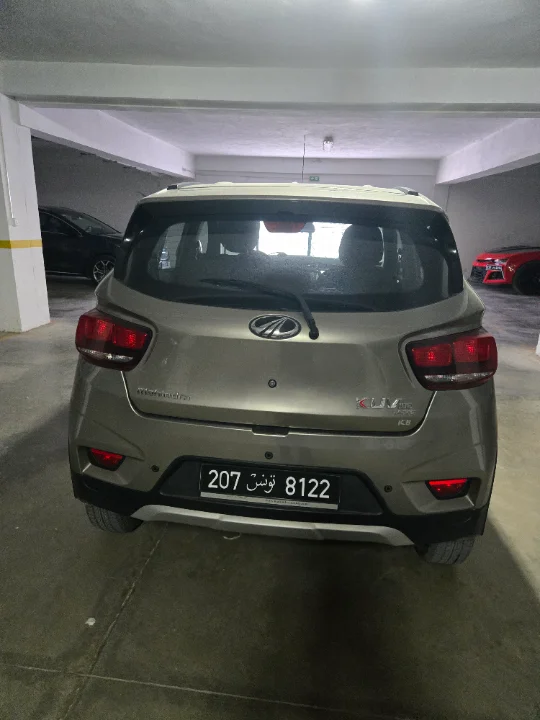 Mahindra KUV 100 - Photo 4