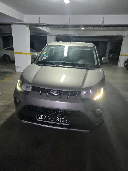 Mahindra Kuv 100 2018 Essence 40 400 km Tunis