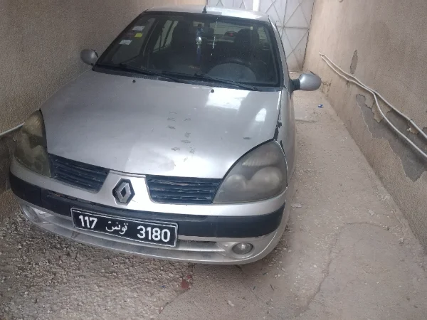 Renault Clio 2006 Essence 305 000 km Kairouan