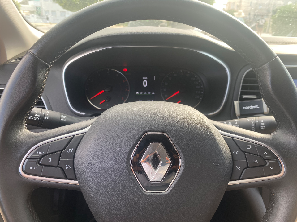 Renault Megane - Photo 4