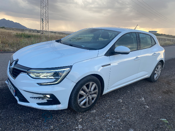 Renault Megane - Photo 10
