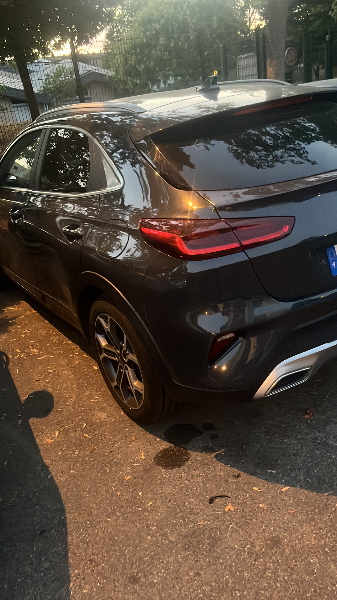 Kia XCEEED - Photo 2