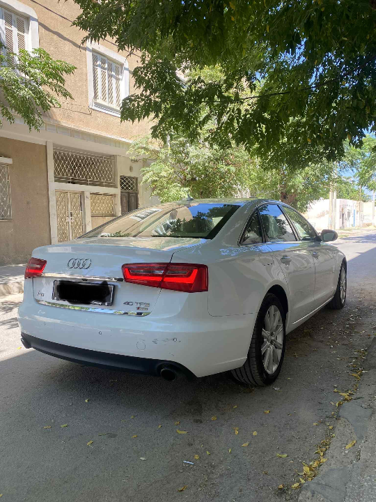 Audi A6 - Photo 6