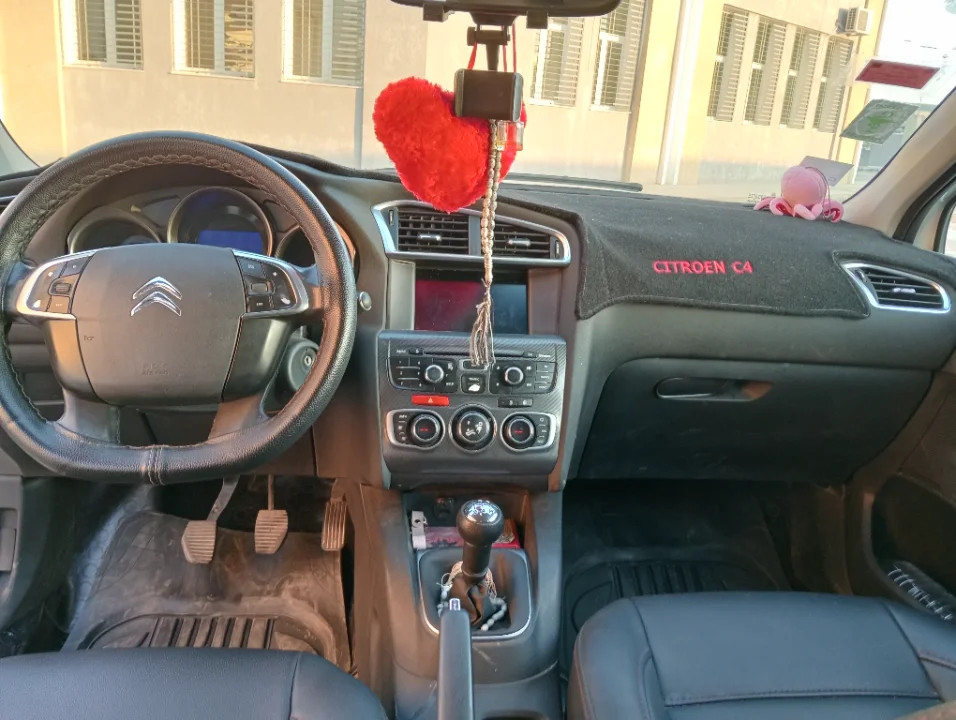 Citroen C4 - Photo 7