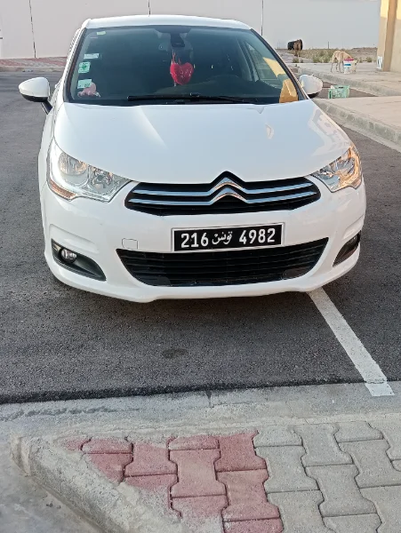 Citroen C4 2014 Diesel 330 km Beja