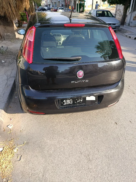 Fiat GRANDE PUNTO - Photo 2