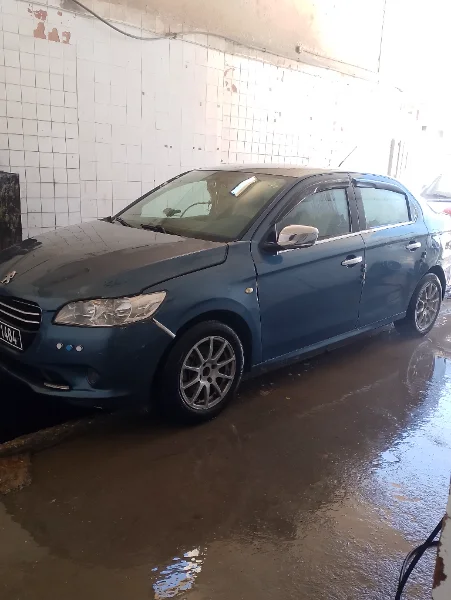 Peugeot 301 2014 Essence Tunis