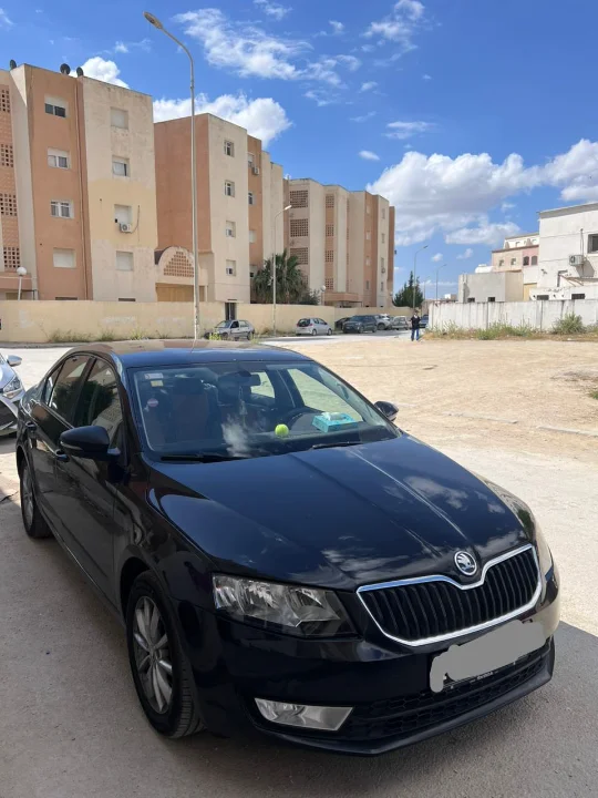 Skoda Octavia - Photo 2