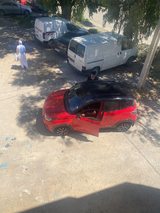 Mahindra KUV 100 2021