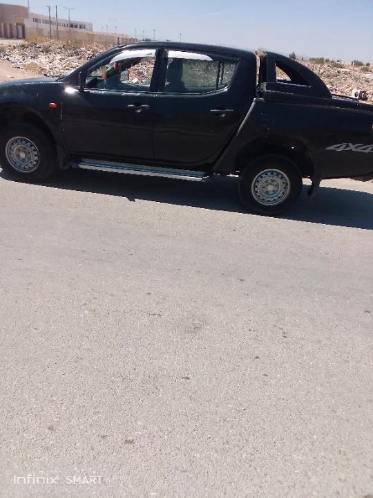 Mitsubishi Autres - Photo 4