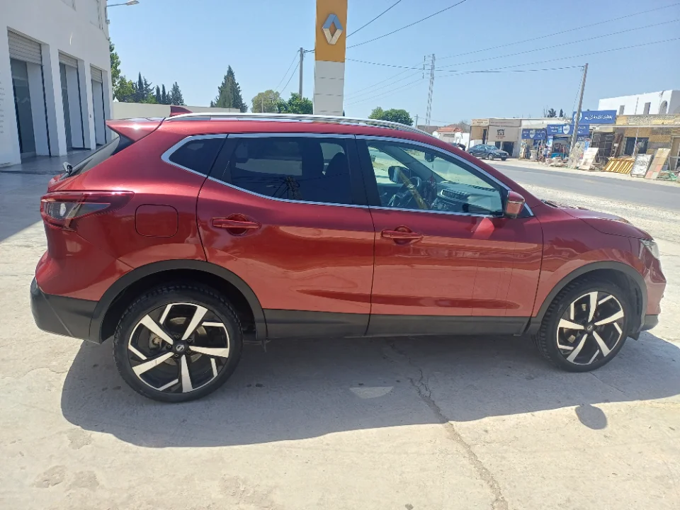 Nissan Qashqai - Photo 10