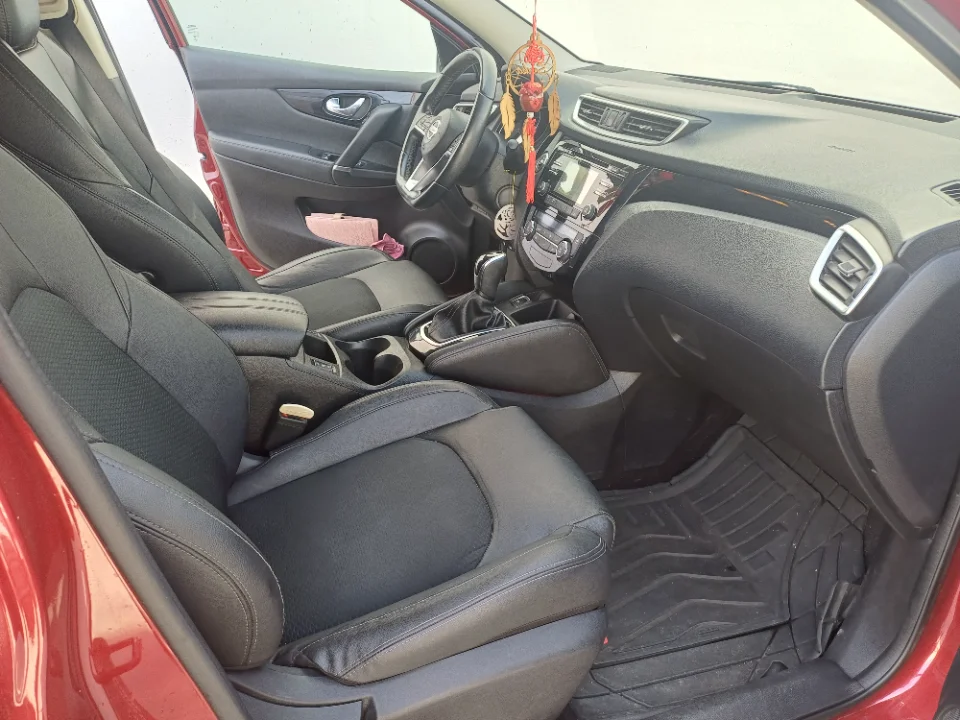 Nissan Qashqai - Photo 6