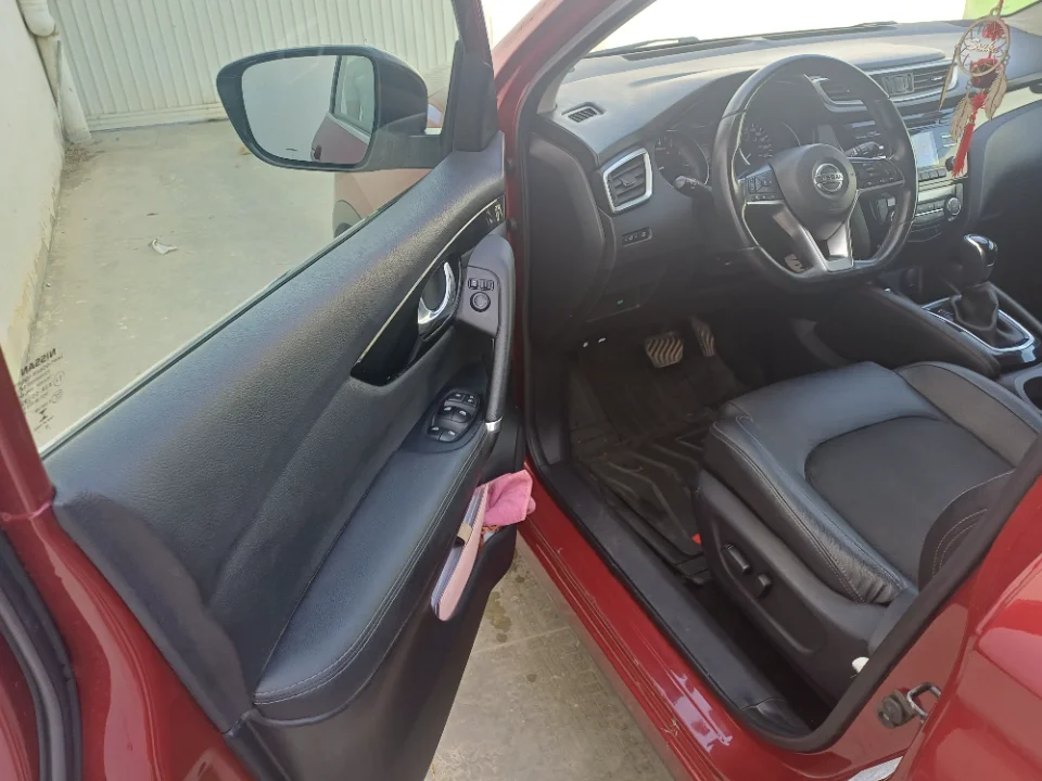 Nissan Qashqai - Photo 4