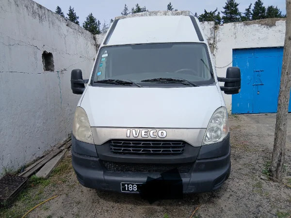Iveco Daily 2011 Diesel 350 000 km Nabeul