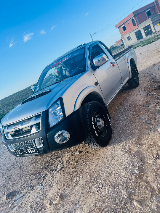 Isuzu D MAX - Photo 3
