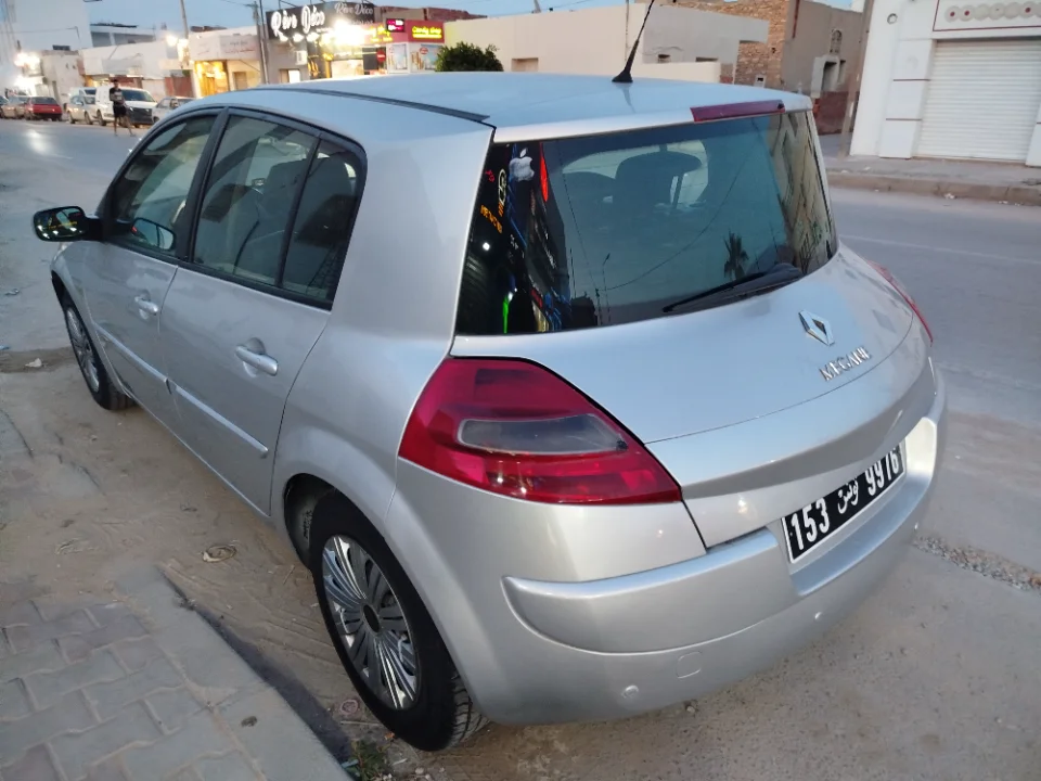 Renault Megane - Photo 7