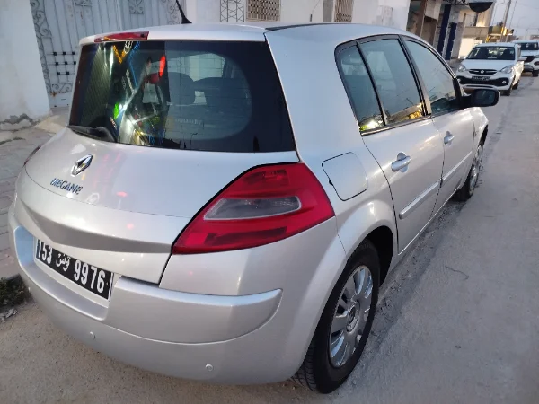 Renault Megane - Photo 6