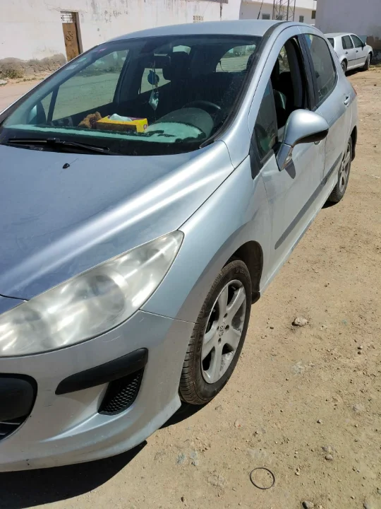 Peugeot 308 - Photo 4