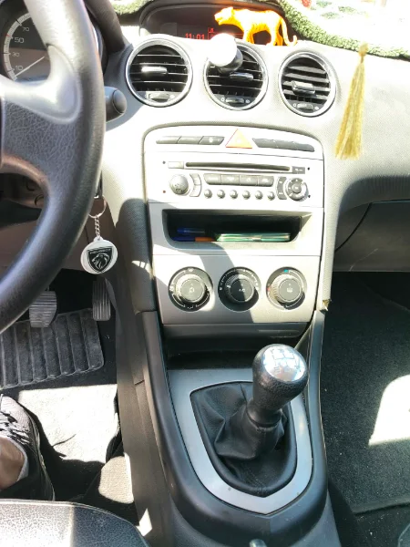 Peugeot 308 - Photo 7