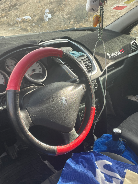 Peugeot 207 - Photo 2