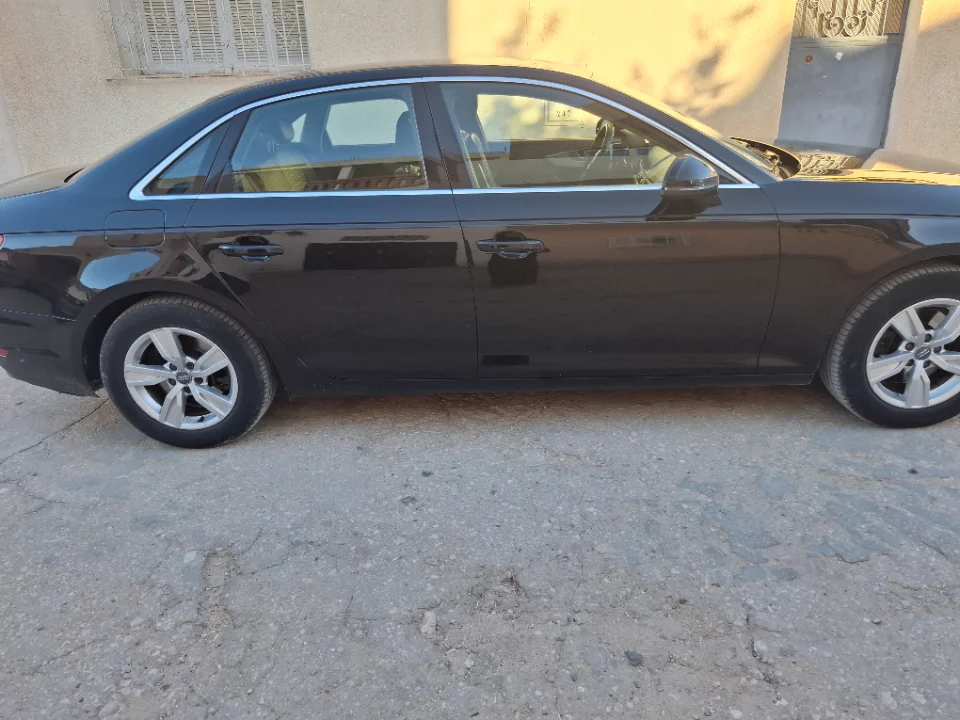Audi A4 - Photo 10