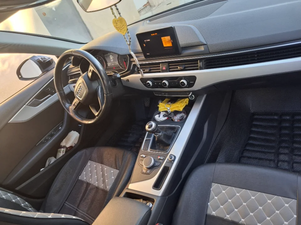 Audi A4 - Photo 9
