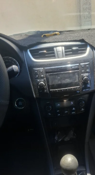 Suzuki Swift - Photo 8