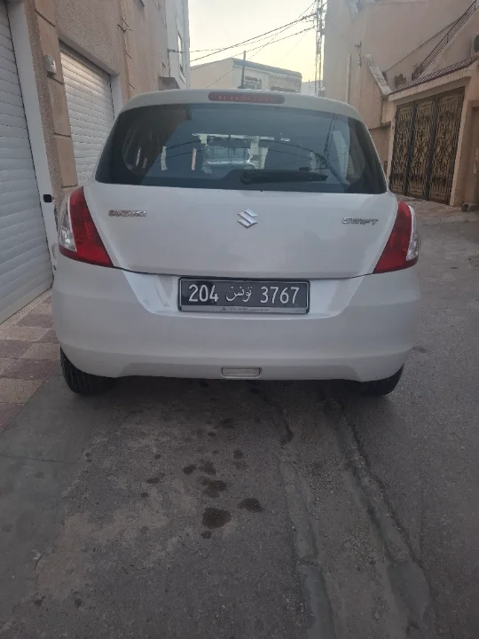 Suzuki Swift - Photo 3