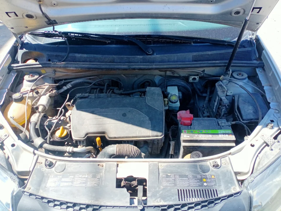 Dacia SANDERO - Photo 4