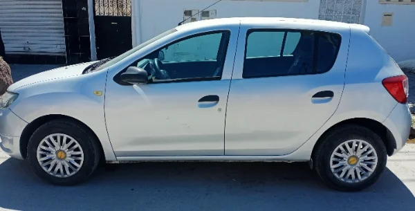 Dacia SANDERO - Photo 5