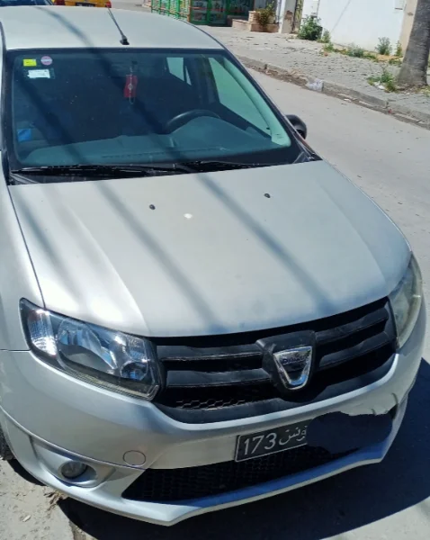 Dacia Sandero 2014 Essence  Manouba