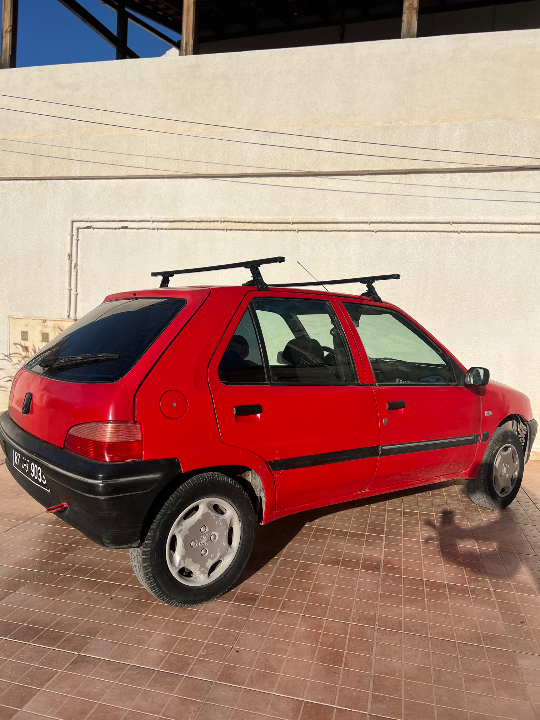 Peugeot 106 - Photo 2