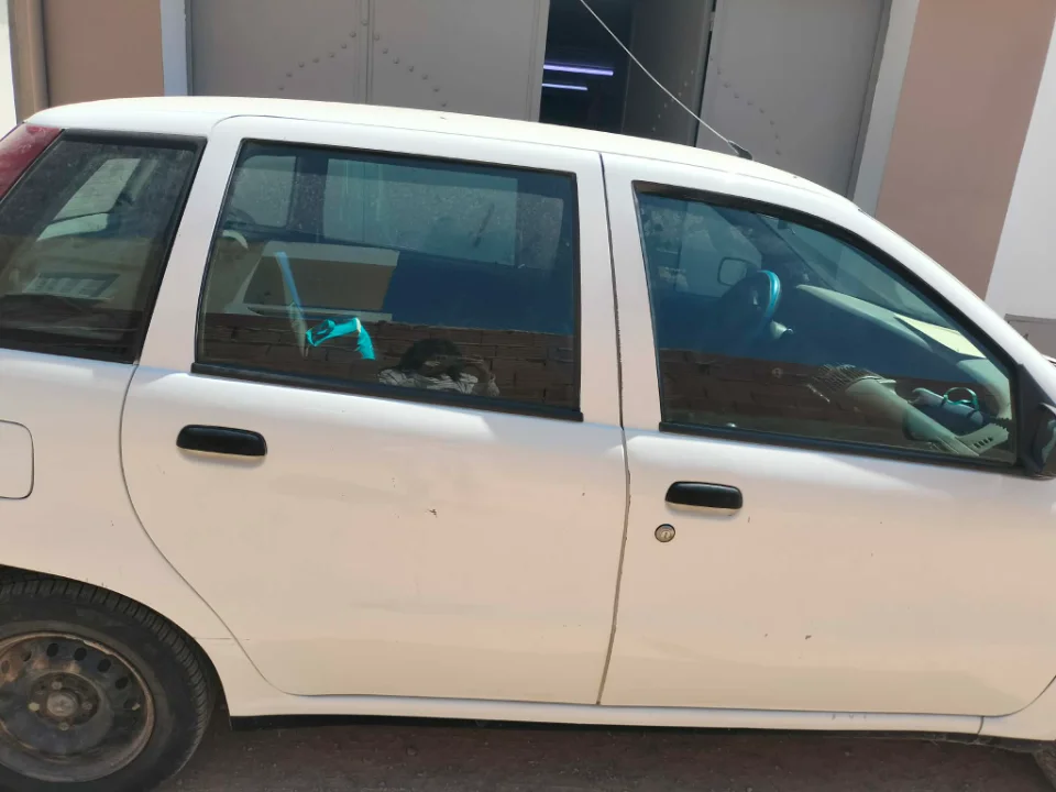 Fiat PUNTO - Photo 4