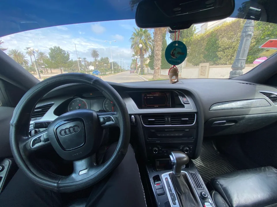 Audi A4 - Photo 6