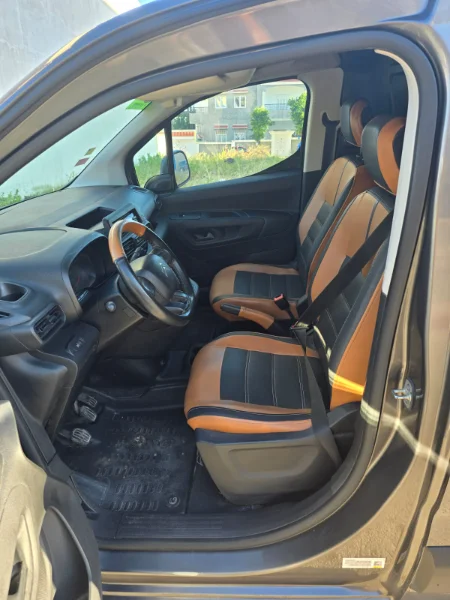 Volkswagen Caddy - Photo 2