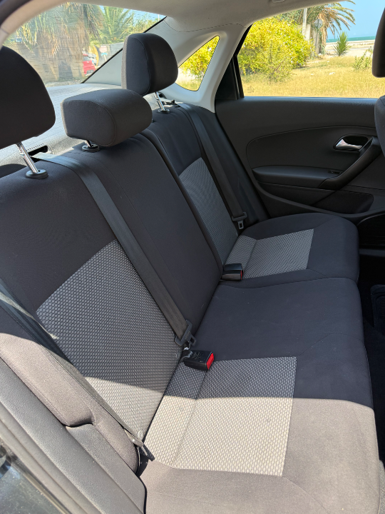 Volkswagen Polo - Photo 2