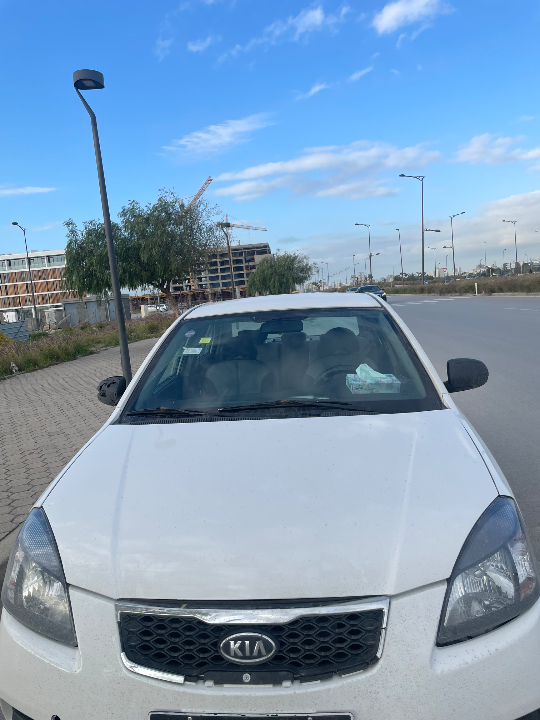 Kia RIO - Photo 3