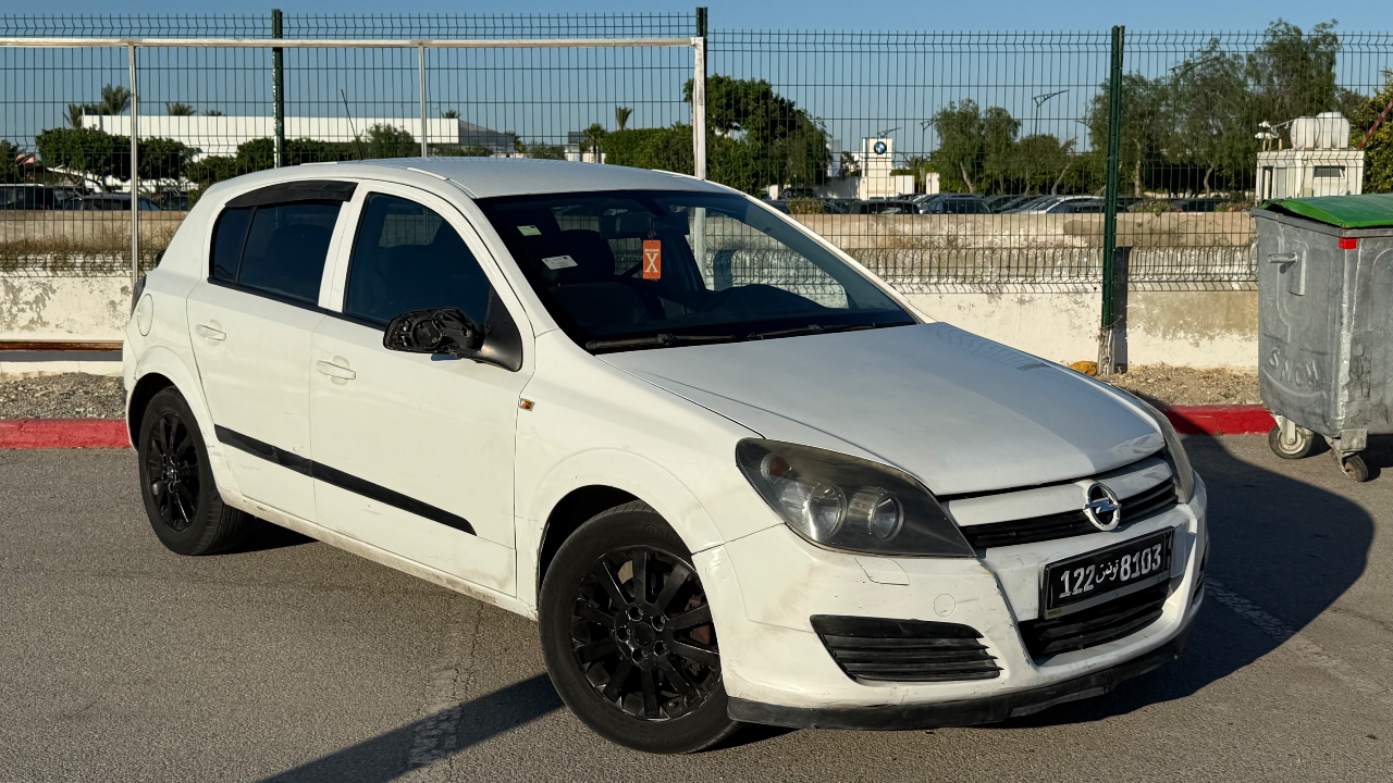 Opel Astra - Photo 8