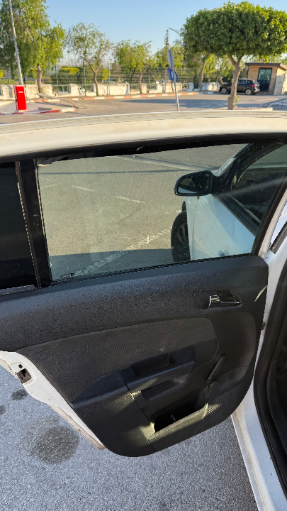 Opel Astra - Photo 2