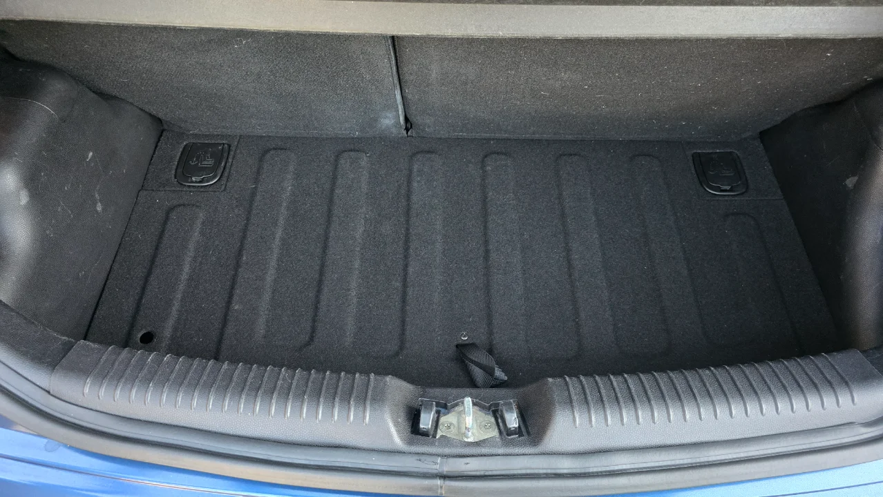 Volkswagen Polo - Photo 3
